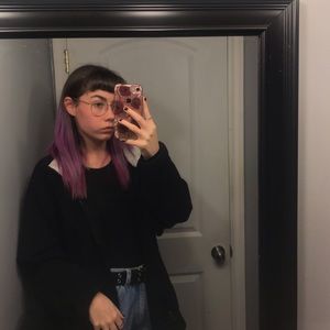 Meet your Posher, Julia